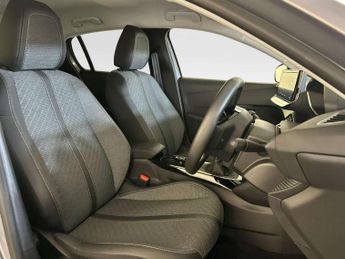 Peugeot 208 1.2 PureTech Allure Hatchback 5dr Petrol Manual Euro 6 (s/s) (10