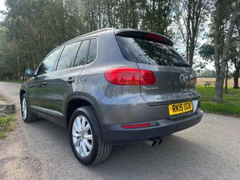Volkswagen Tiguan 2.0 TDI BlueMotion Tech Match DSG 4WD Euro 5 (s/s) 5dr