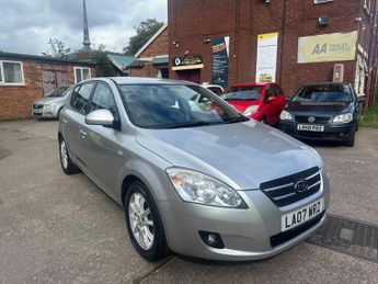 Kia Ceed 1.6 LS 5dr