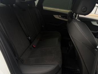 Audi A4 2.0 TDI 35 S line S Tronic Euro 6 (s/s) 4dr