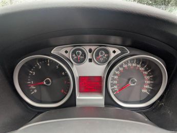 Ford Focus 1.6 Style 5dr