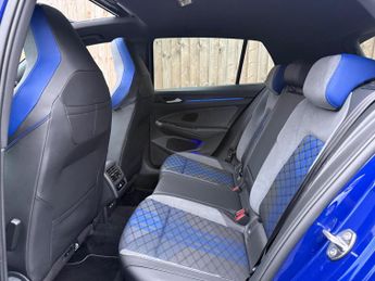 Volkswagen Golf 2.0 TSI R Black Edition DSG 4Motion Euro 6 (s/s) 5dr