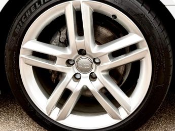 Audi A6 Avant 2.8 FSI V6 S line S Tronic quattro 5dr