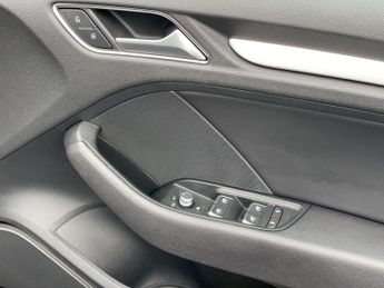 Audi A3 1.5 TFSI CoD Black Edition Sportback S Tronic Euro 6 (s/s) 5dr