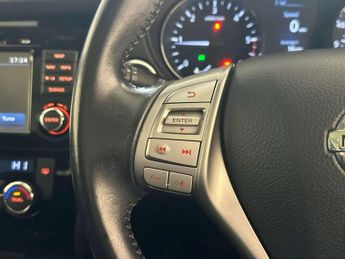 Nissan Qashqai 1.6 dCi N-Connecta SUV 5dr Diesel Manual 2WD Euro 6 (s/s) (130 p