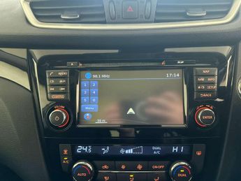 Nissan Qashqai 1.6 dCi N-Connecta SUV 5dr Diesel Manual 2WD Euro 6 (s/s) (130 p