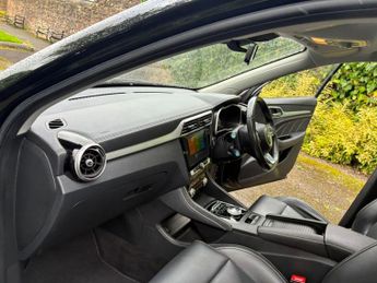MG MG ZS 44.5kWh Exclusive Auto 5dr