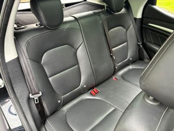 MG MG ZS 44.5kWh Exclusive Auto 5dr