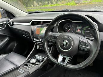 MG MG ZS 44.5kWh Exclusive Auto 5dr