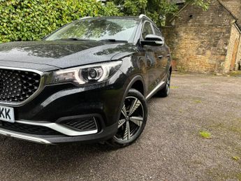 MG MG ZS 44.5kWh Exclusive Auto 5dr
