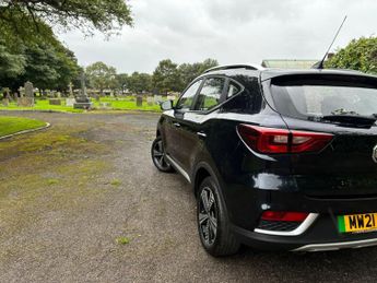 MG MG ZS 44.5kWh Exclusive Auto 5dr