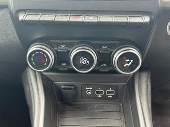 Renault Zoe R110 52kWh Play Auto 5dr (i)