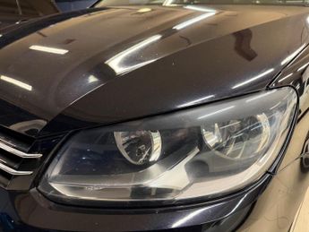 Volkswagen Touran 1.6 TDI BlueMotion Tech SE DSG Euro 5 (s/s) 5dr