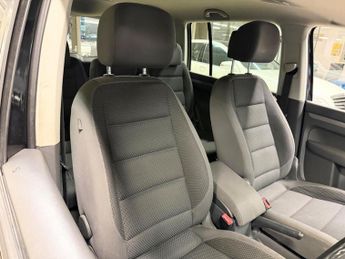 Volkswagen Touran 1.6 TDI BlueMotion Tech SE DSG Euro 5 (s/s) 5dr