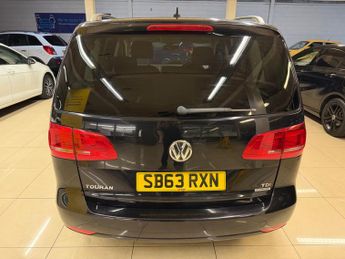 Volkswagen Touran 1.6 TDI BlueMotion Tech SE DSG Euro 5 (s/s) 5dr