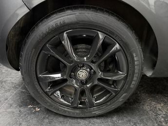 Vauxhall Corsa 1.2i 16v SXi 3dr