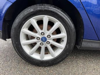 Ford Focus 1.0T EcoBoost Titanium Euro 6 (s/s) 5dr