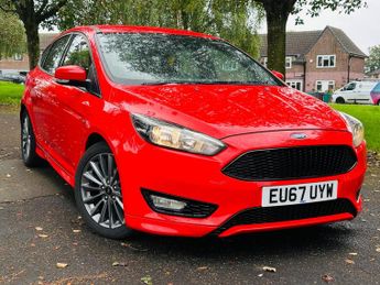 Ford Focus 1.5T EcoBoost ST-Line Hatchback 5dr Petrol Auto Euro 6 (s/s) (15