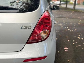 Hyundai i20 1.2 Style Hatchback 5dr Petrol Manual Euro 5 (85 bhp)