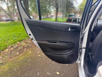 Hyundai i20 1.2 Style Hatchback 5dr Petrol Manual Euro 5 (85 bhp)