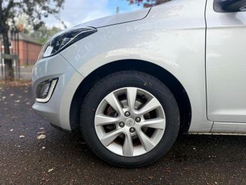 Hyundai i20 1.2 Style Hatchback 5dr Petrol Manual Euro 5 (85 bhp)