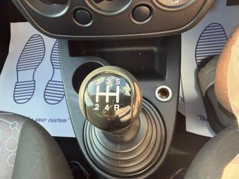 Ford Fiesta 1.4 TD Style 5dr