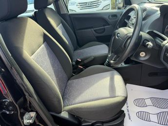 Ford Fiesta 1.4 TD Style 5dr