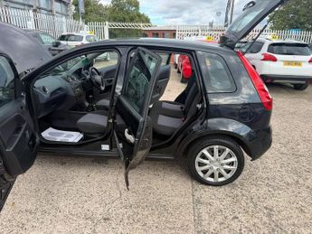Ford Fiesta 1.4 TD Style 5dr