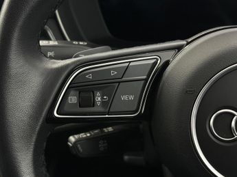 Audi A4 2.0 TDI 35 Technik S Tronic Euro 6 (s/s) 4dr