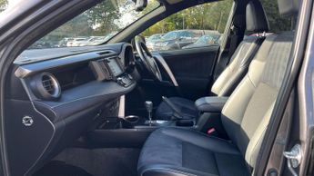 Toyota RAV4 2.0 V-Matic Icon SUV 5dr Petrol CVT 4WD Euro 6 (s/s) (151 ps)