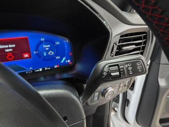 Ford Kuga 2.5 Duratec 14.4kWh ST-Line X Edition CVT Euro 6 (s/s) 5dr