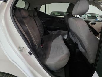 Hyundai i10 1.2 Premium Auto Euro 6 (s/s) 5dr