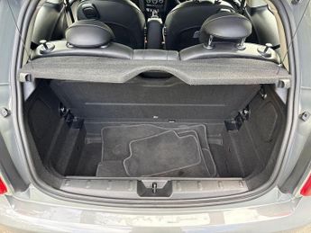MINI Hatch 1.5 Cooper Exclusive Steptronic Euro 6 (s/s) 3dr