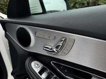 Mercedes-Benz C Class 2.0 C350e 6.4kWh Sport (Premium) G-Tronic+ Euro 6 (s/s) 5dr 18in