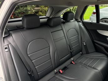 Mercedes-Benz C Class 2.0 C350e 6.4kWh Sport (Premium) G-Tronic+ Euro 6 (s/s) 5dr 18in