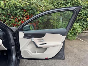 Mercedes-Benz A Class 1.3 A180 Sport Edition (Executive) 7G-DCT Euro 6 (s/s) 5dr