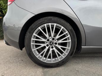 Mercedes-Benz A Class 1.3 A180 Sport Edition (Executive) 7G-DCT Euro 6 (s/s) 5dr