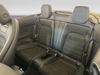 Mercedes-Benz C Class 2.0 C300d AMG Line (Premium) Cabriolet 2dr Diesel G-Tronic+ Euro