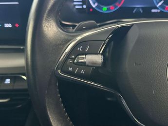 Skoda Octavia 1.0 TSI e-TEC MHEV SE Technology Hatchback 5dr Petrol Hybrid DSG