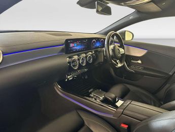 Mercedes-Benz CLA 1.3 CLA250e 15.6kWh AMG Line (Premium) Coupe 4dr Petrol Plug-in 
