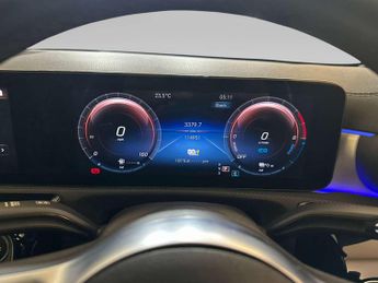 Mercedes-Benz CLA 1.3 CLA250e 15.6kWh AMG Line (Premium) Coupe 4dr Petrol Plug-in 