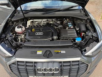 Audi Q3 1.5 TFSI CoD 35 Technik S Tronic Euro 6 (s/s) 5dr