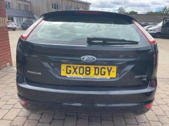 Ford Focus 1.6 Zetec 5dr