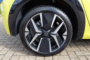 Peugeot 208 1.2 GT e-DSC6 Euro 6 (s/s) 5dr