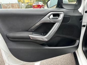 Peugeot 2008 1.2 PureTech Active ETG Euro 6 (s/s) 5dr