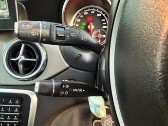 Mercedes-Benz GLA 2.1 GLA200d Sport (Premium Plus) Euro 6 (s/s) 5dr