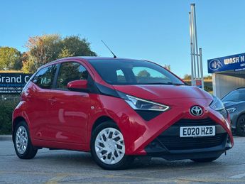 Toyota AYGO 1.0 VVT-i x-play x-shift Euro 6 5dr