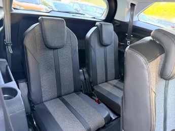 Peugeot 5008 1.2 PureTech Allure EAT Euro 6 (s/s) 5dr
