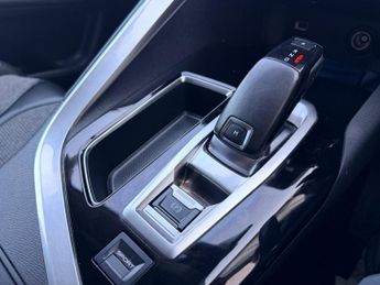 Peugeot 5008 1.2 PureTech Allure EAT Euro 6 (s/s) 5dr