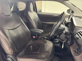 Toyota iQ 1.0 VVT-i Euro 4 3dr